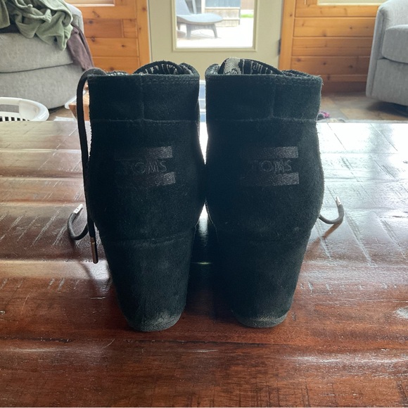 Toms Desert Wedge suede lace up bootie size 8.5 - Picture 4 of 6